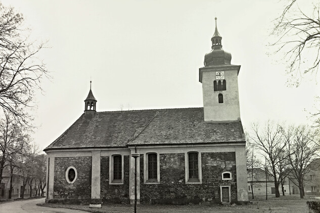 Historická fotografie kostela