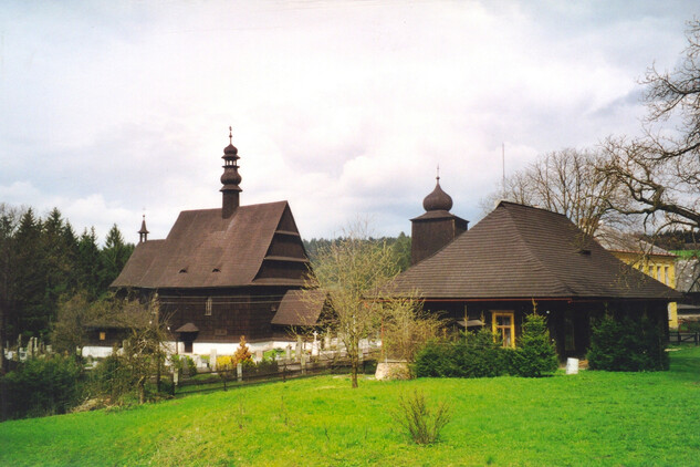 Kostela sv. Petra a Pavla v Liberku