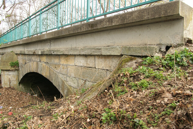 SIlnice s inundačním mostem v Pardubicích, foto: UOP Pardubice