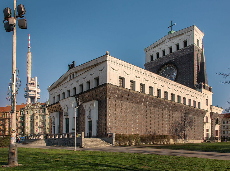 Kostel Nejsvětějšího Srdce Páně na Vinohradech